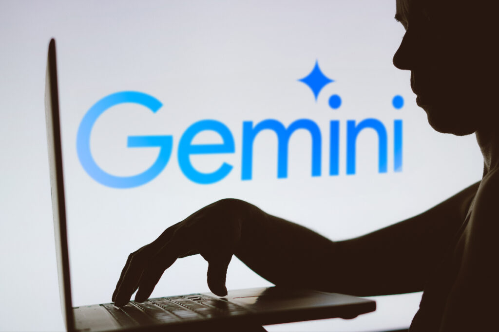 Imagem ilustrativa do Google Gemini em ação analisando código do GitHub com interface interativa e intuitiva para desenvolvedores.