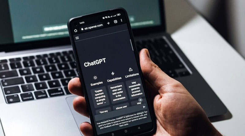 Tela do ChatGPT aberta em smartphone; jovens brasileiros usam IA para ler notícias