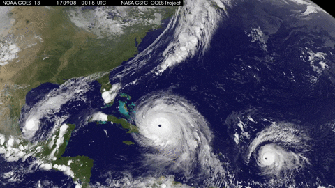 imagem Animada de satélite que  registra os furacões Katia, Irma e José
