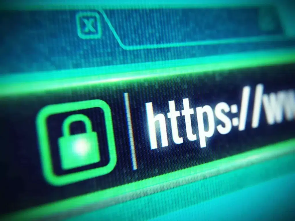 Let's Encrypt é a primeira grande CA a liberar certificados TLS gratuitos para endereços IP, fortalecendo a criptografia de rede.