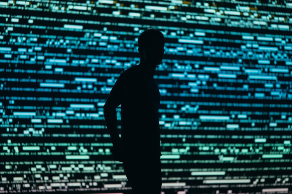 Extensões Maliciosas no Chrome e Edge Espionaram Milhões 2 Extensões dos navegadores Chrome e Edge foram sequestradas secretamente e espionadas por milhões de usuários