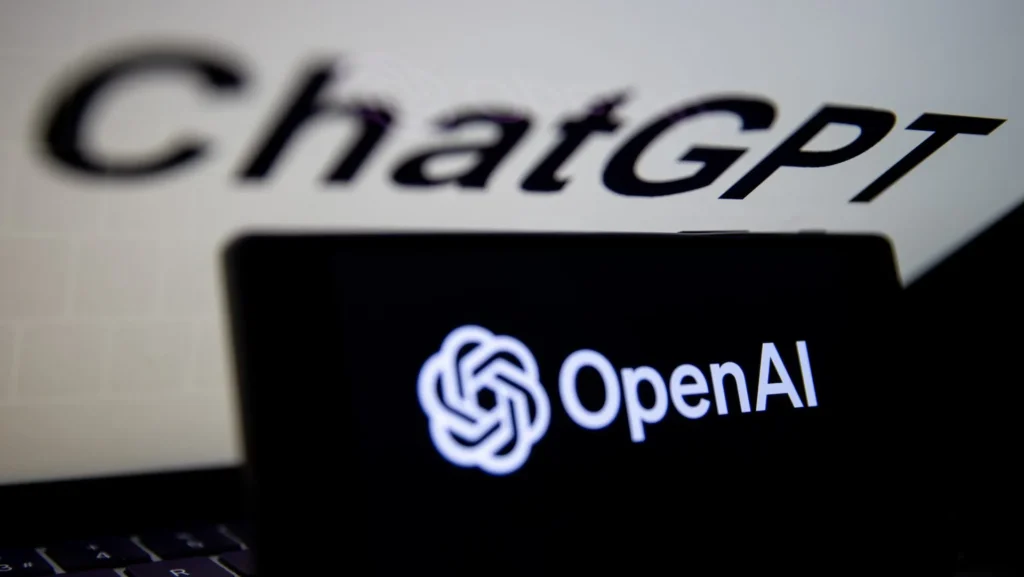 Logo OpenAI e ChatGPT sobre fundo claro, ilustrando inovação em IA para educação