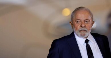 Lula se reúne para negociar IOF