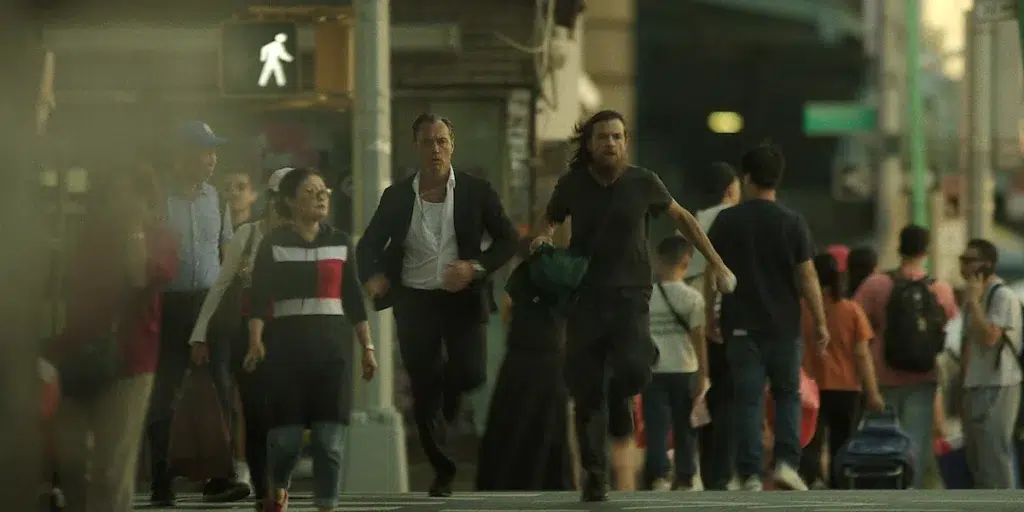 Black Rabbit com Jude Law e Jason Bateman mergulha na noite de Nova York