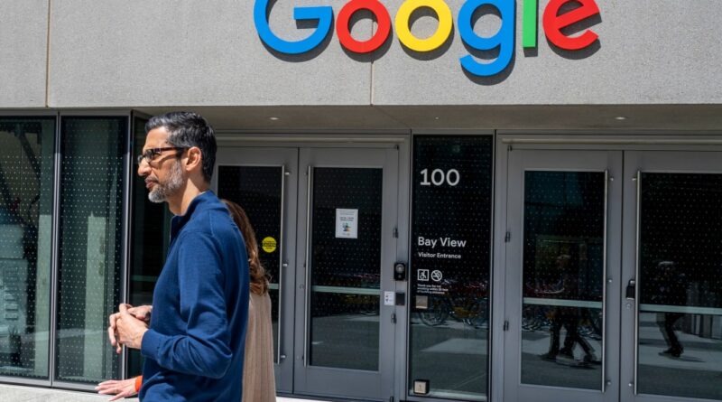 Sundar Pichai no campus do Google; Made by Google 2025 com foco no Pixel 10 e IA