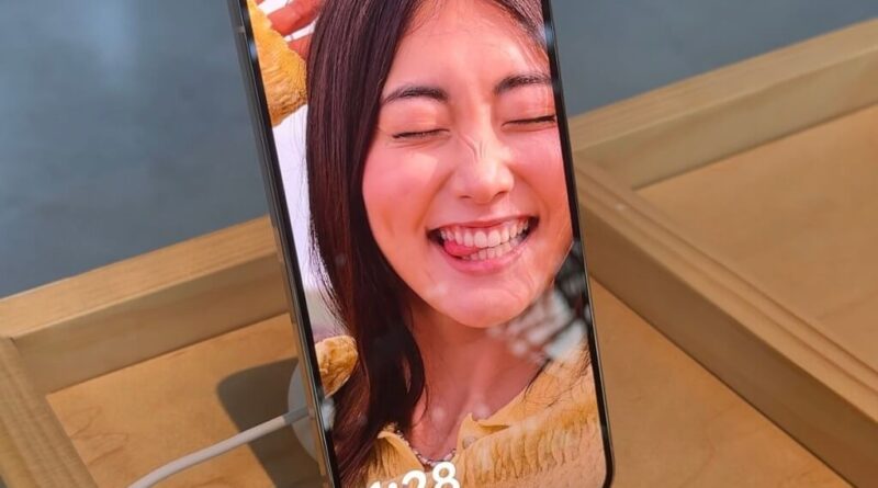 Google PixelSnap em demonstração: acessórios magnéticos para Pixel 10 com Qi2 e carregamento sem fio