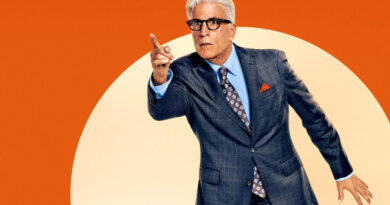 Um espião infiltrado 2: imagem de divulgação com Ted Danson; tudo sobre estreia na Netflix, sinopse, elenco e audiência