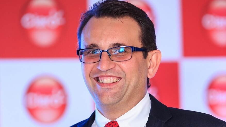 Márcio Carvalho, diretor de marketing (CMO) da Claro, posa para foto de divulgação