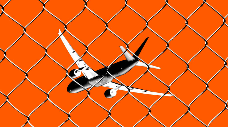 Funcionários com visto H-1B enfrentam restrição de viagem e taxa de US$ 100.000 para reentrada nos EUA; orientação de Amazon, Google e Microsoft é retornar antes do prazo