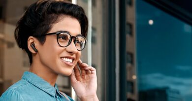 Fones Dell Pro Plus Earbuds com IA e ANC para uso profissional