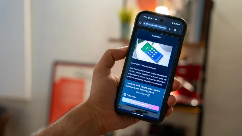 Karakeep no modo leitor, exibindo artigo salvo e interface minimalista no Android