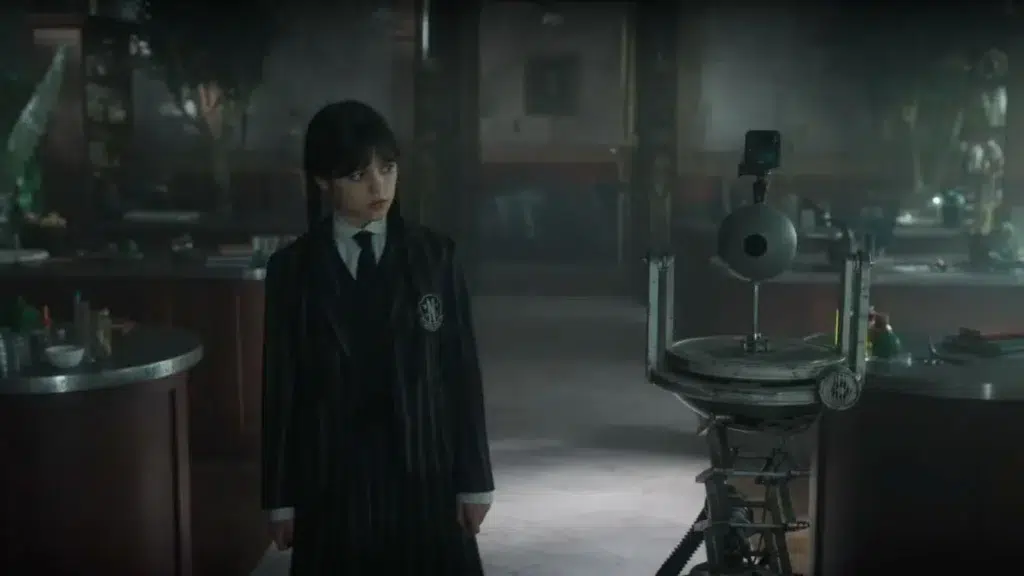 Set de filmagem de Wednesday temporada 2: integração de captação 360° com VFX volumétrico para o Professor Orloff