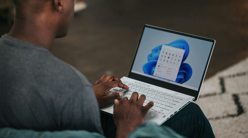 Windows 11 na tela do laptop: como corrigir processador do Windows lento com passos seguros