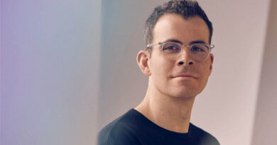 Instagram não escuta seu microfone: Adam Mosseri, diretor do Instagram, nega que a plataforma escute o microfone para segmentação de anúncios