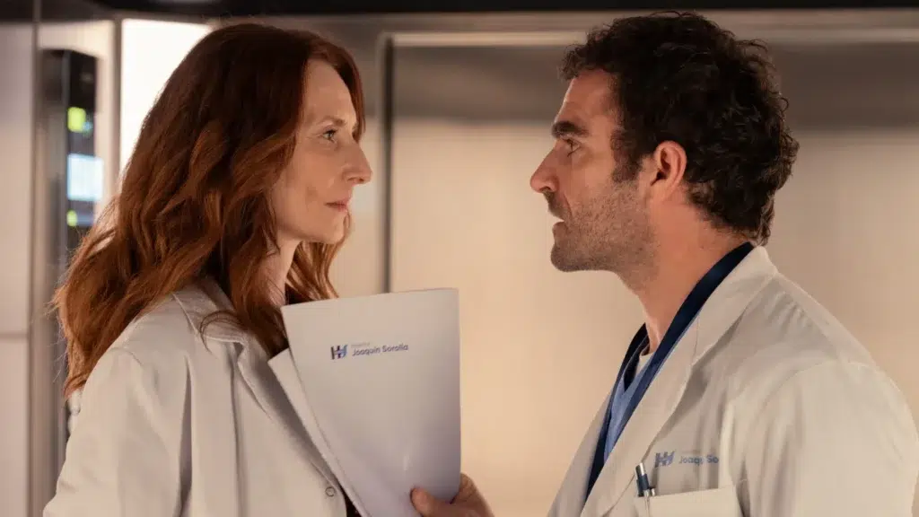 Rachel Lascar como Sophie e Borja Luna como Néstor em Respira S2