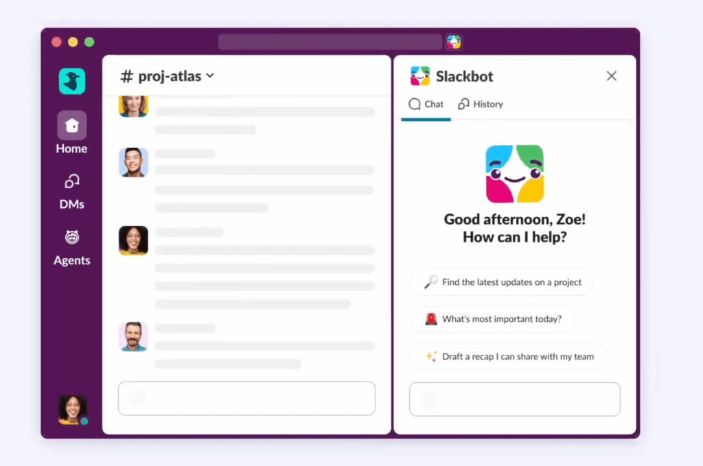 Slackbot assistente de IA no Slack com ícone ao lado da busca e painel lateral