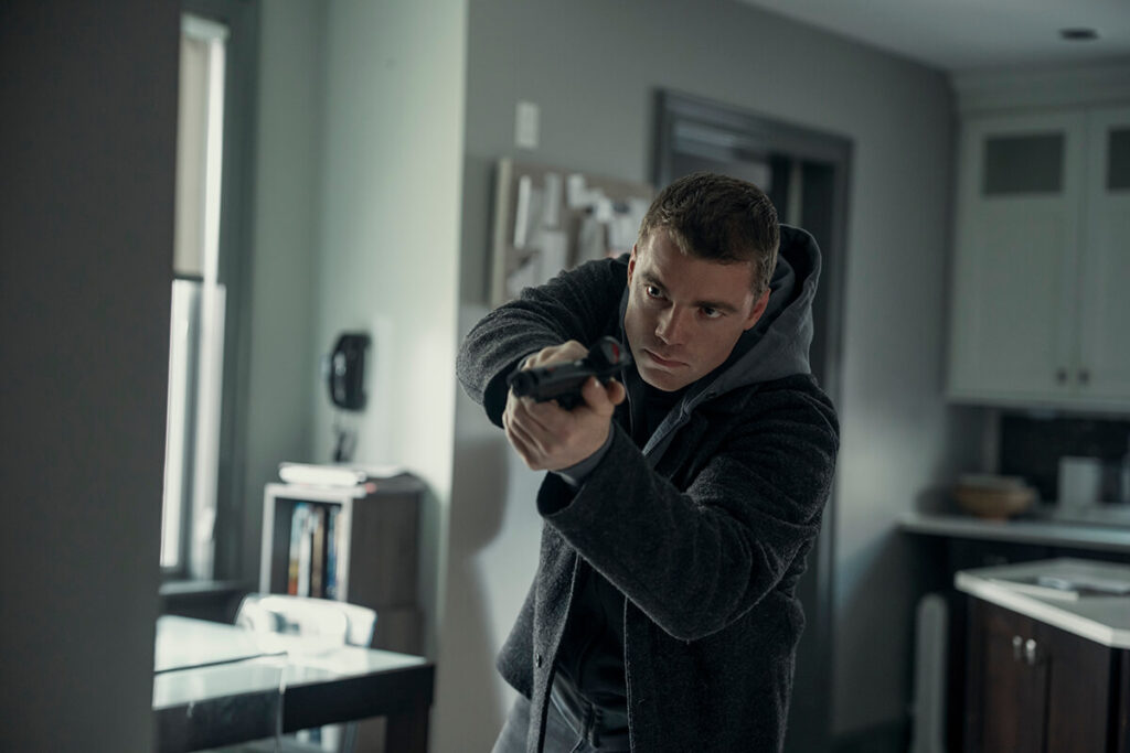 Trailer oficial de The Night Agent 3 revela ação global 8 Cena The Night Agent temporada 3