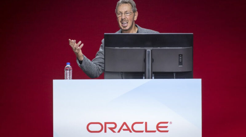 TikTok nos EUA: Larry Ellison fala no Oracle OpenWorld 2018 em San Francisco sobre automação e inteligência em aplicações na nuvem.