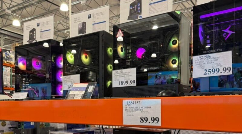 PCs sem módulos de RAM expostos na Costco