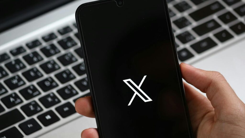 X está fora do ar: instabilidade global no antigo Twitter nesta sexta-feira 2 Pexels/Abdelrahman Ahmed - X está fora do ar (antigo Twitter)