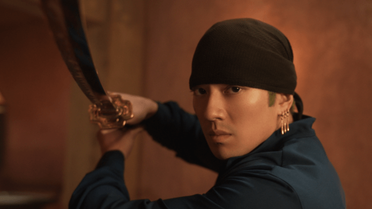 Elenco da segunda temporada de One Piece live-action mostrando novos personagens e cenário marítimo épico