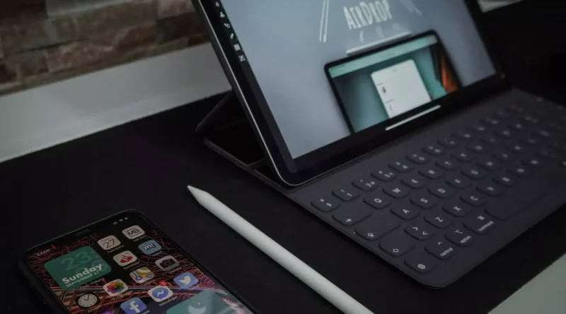 AirDrop file sharing is coming to more Android phones very soon