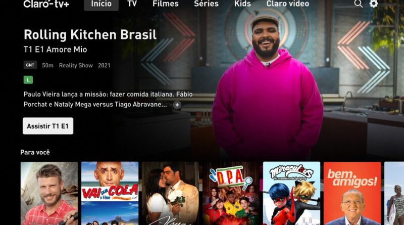 Interface do aplicativo Claro TV+ em Smart TV com Android TV