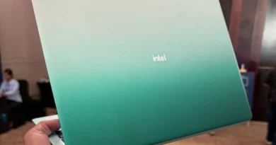 Registro do protótipo do notebook Intel Wildcat Lake divulgado por Vaidyanathan Subramaniam