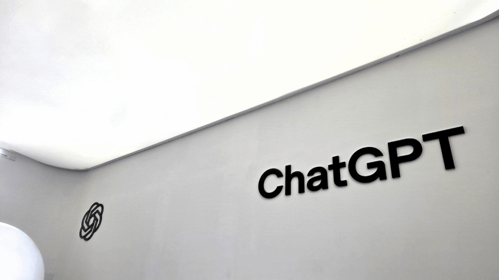ChatGPT lança 'Contato de Confiança' para prevenir riscos de vida 1 ChatGPT Contato de Confiança - OpenAI anuncia recurso de segurança para prevenção do suicídio