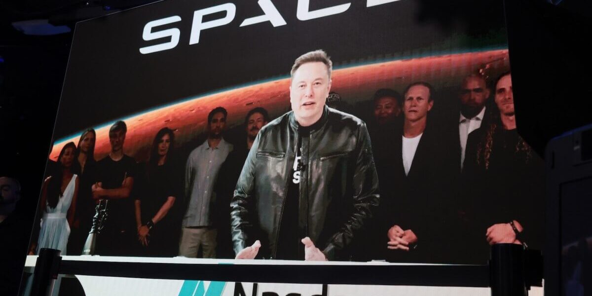 SpaceX adquire Cursor após IPO histórico e amplia aposta em inteligência artificial