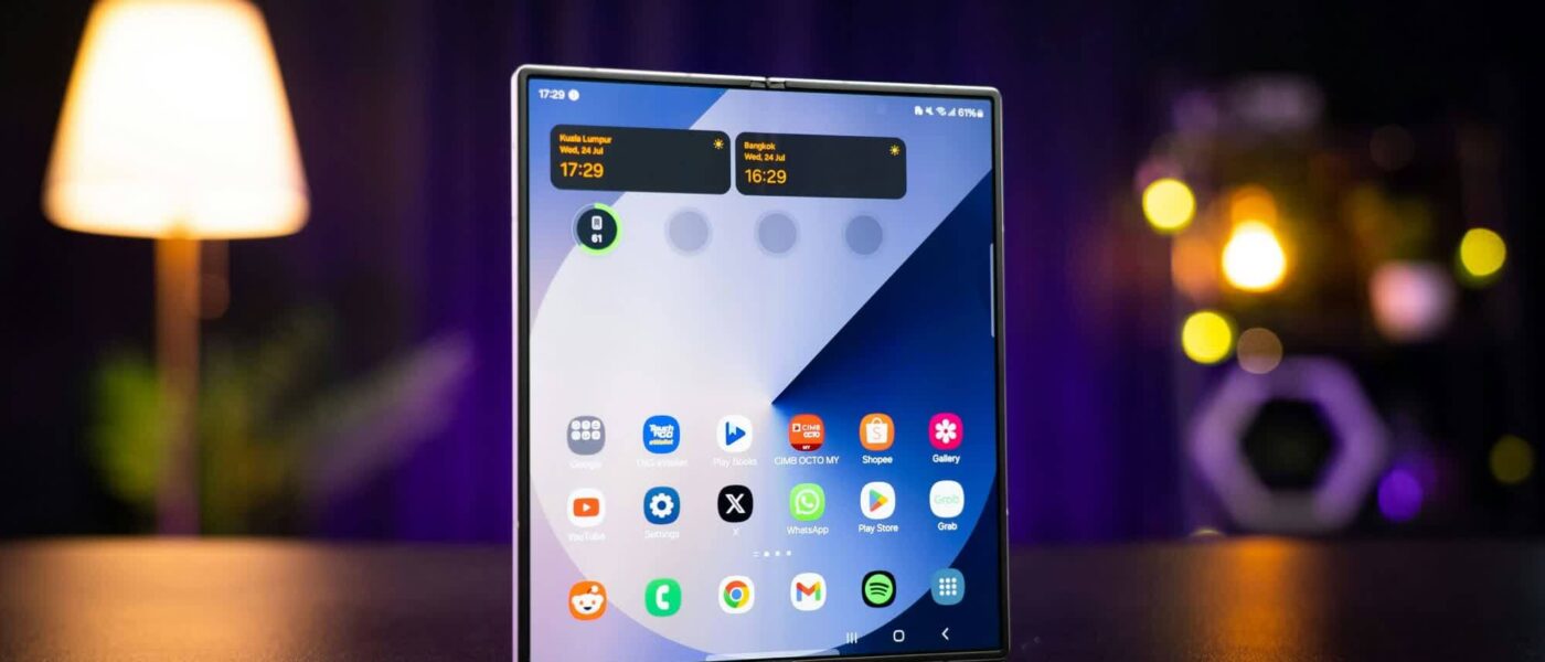 Flex Titanium da Samsung promete tela dobrável com menos vinco e mais resistência