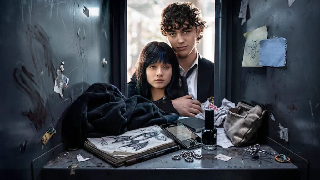 Final Project Netflix série mexicana adolescente com suspense e elenco principal