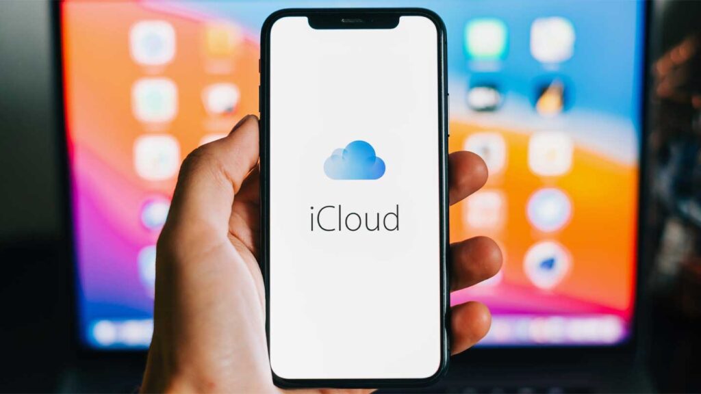 Tela do iPhone com iCloud Mail e recurso Ocultar Meu E-mail