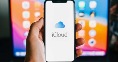 Tela do iPhone com iCloud Mail e recurso Ocultar Meu E-mail