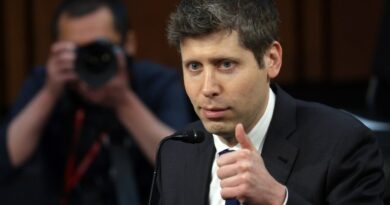 Sam Altman, CEO da OpenAI, em audiência sobre inteligência artificial