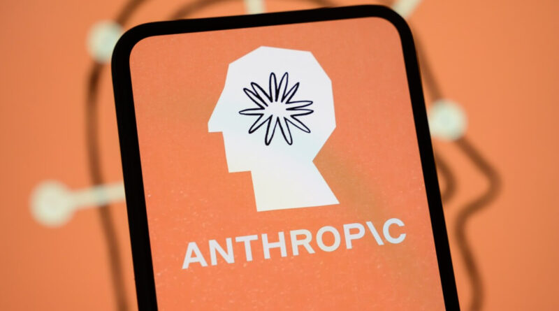 Anthropic marca textos de IA do Claude na UE 1 Logotipo da Anthropic e smartphone representam marca d’água em textos de IA