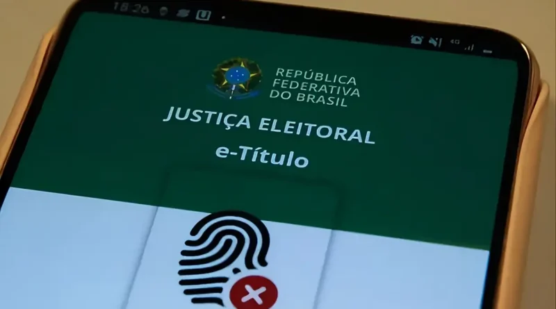 e-Título do TSE aberto no celular para consultar dados eleitorais