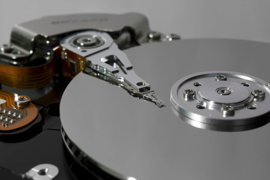 Disputa pela TDK pode redesenhar mercado de HDDs 2 Disputa pela TDK envolve cabeças magnéticas para discos rígidos HDD