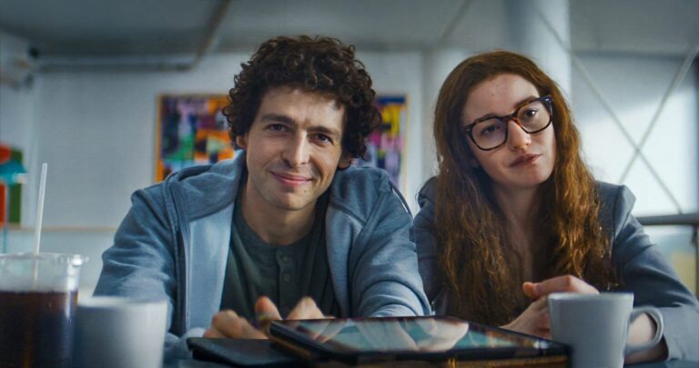 The Altruists: Netflix estreia série sobre FTX 16 Julia Garner e Anthony Boyle em The Altruists, série Netflix sobre FTX