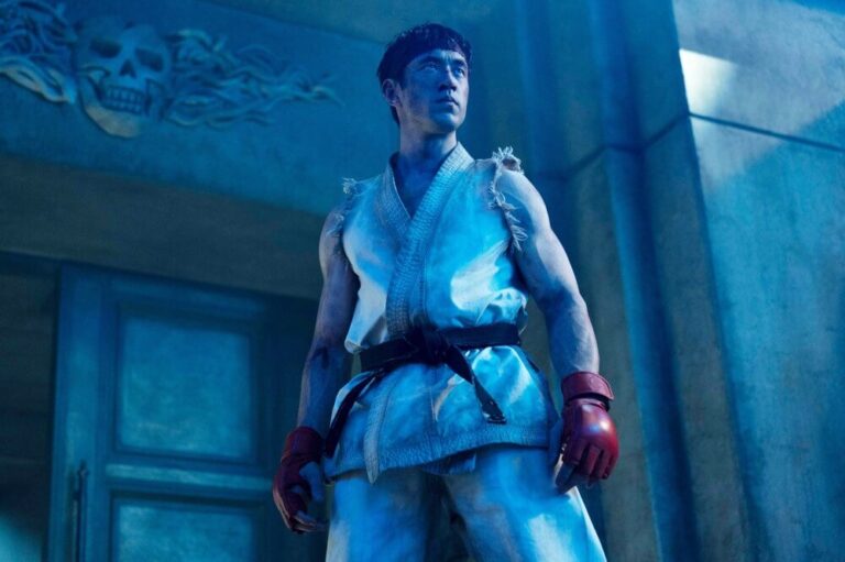 Andrew Koji em Street Fighter, filme que lidera pré-estreias de bilheteria