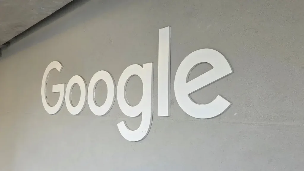 Google pode usar dados do Gmail e Fotos em anúncios 2 Logo do Google ilustra mudanças em dados do Gmail e Google Fotos